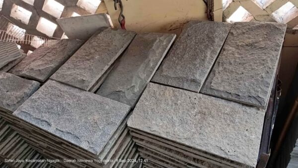 Harga Batu Andesit Rata Alam 10x30 (RTA)