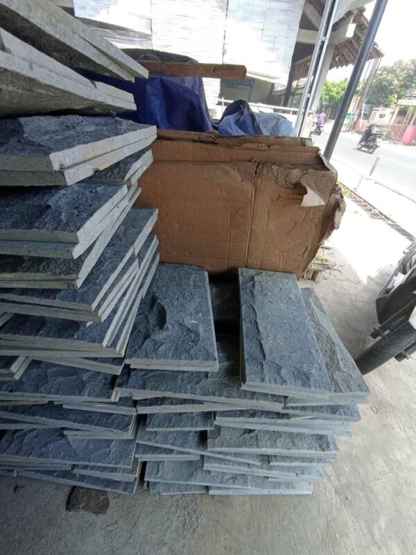 Harga Batu Andesit Rata Alam 15x30 (RTA)